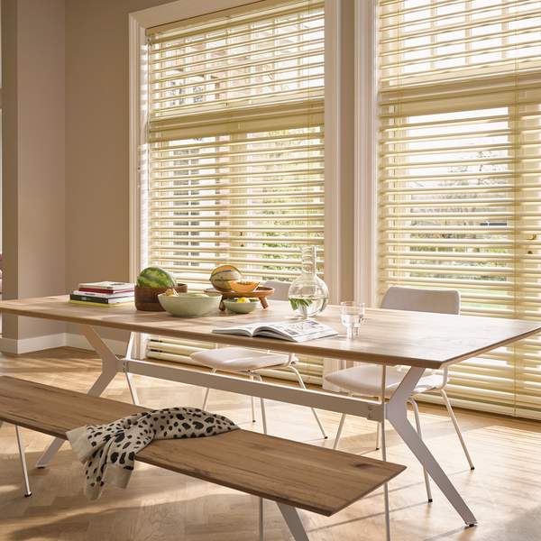 Les meilleurs stores pour conserver la luminosité dans votre habitation